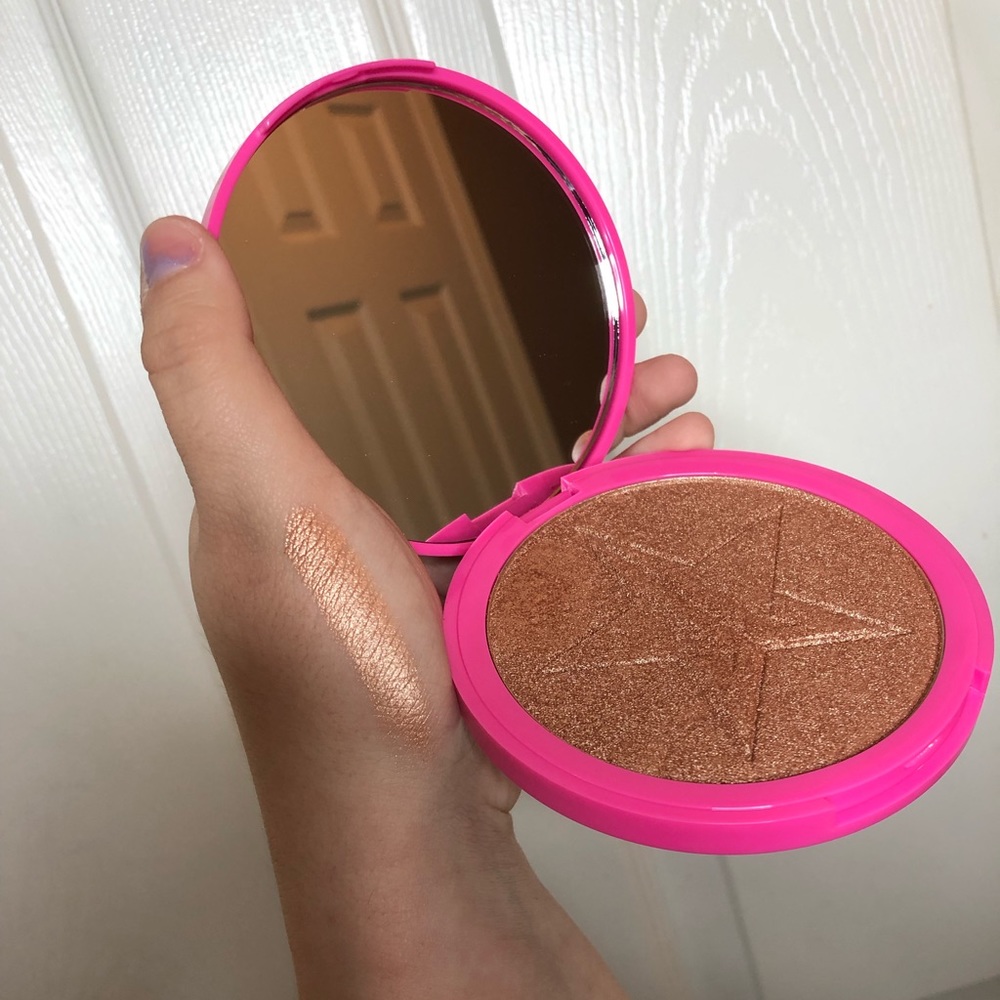 Jeffrey Star cosmetics skin frost KING TUT